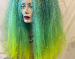 Tropischer Sonnenaufgang lebendige neon gelb türkis ombre hochvolumige  gekräuselte buschige MissNeedles exklusives Bündel Haare fällt Cybergoth  Festival