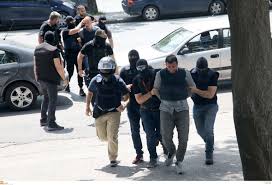 Θύμα άγριου ξυλοδαρμού μέσα στις φυλακές δομοκού έπεσε ο αντιεξουσιαστής και καταδικασμένος για ληστείες γιάννης δημητράκης το απόγευμα της δευτέρας, σύμφωνα με το lamia report. Sakkas Free Sunday