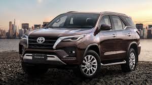 Hilux 4x2 cabina y chasis dx 2.4 tdi manual de seis marchas. Parabrisas Se Presento El Nuevo Toyota Sw4 En Argentina Precios Y Versiones