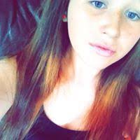 Leah Stroud's Instagram, Twitter & Facebook