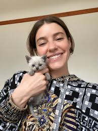 Aren't I cute with my human brother's decorations? Cléo 2,5 years Belgium