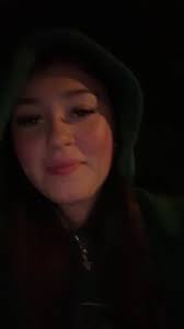 Julia Mervis Sosie Bacon