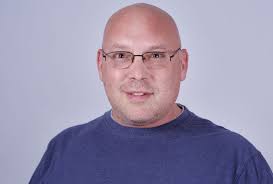 Free headshots for job hunters at Kenwood Towne Centre