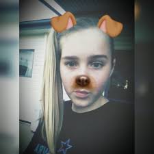 Lara Collins (@laracollins1604)