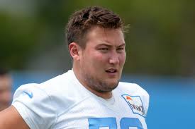 Chargers News: OL struggles in scrimmage without Rashawn Slater