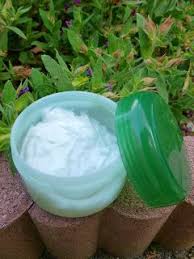Le Blog De Sylvie Chantilly Coco Karite Corps Et Visage Creme Pour Le Corps Beurre De Karite Karite