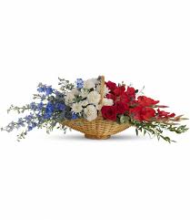 Patriot S Promise As Shown In 2021 Expensive Flowers Same Day Flower Delivery White And Blue Flowers