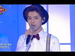 Può essere totale (come anomalia probabilmente imputabile a un difetto congenito dei coni della retina) o parziale, limitato cioè ad alcuni colori (nel qual caso è detta anche. Exo Christmas Day ì—'ì†Œ í¬ë¦¬ìŠ¤ë§ˆìŠ¤ ë°ì´ Show Champion 20131218 Youtube