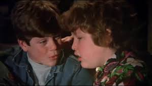 I goonies streaming altadefinizione i goonies, scatenato gruppo di ragazzini abitanti nel quartiere di goon docks, devono dare l'addio alle case dove sono nati e cresciuti: I Goonies Streaming Hd Altadefinizione01