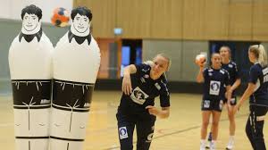 May 30, 2021 · henny reistad et ses 12 buts ont eu beaucoup de facilité à naviguer librement dans la défense du bbh. Veldig Deilig A Vaere Samlet Igjen Handball No