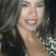 Valerie Biggs's Instagram, Twitter & Facebook