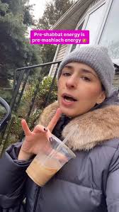 As the weekend approaches, Chaya Kohn, our incredible Director of  Integrated Health Services, is reminding you of the power of physically and  mentally disconnecting from work and doing it in a way