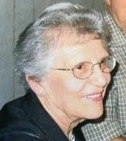 Lorraine Pizzo's Instagram, Twitter & Facebook