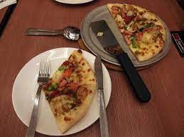 Encuentra toda nuestra carta y ofertas. Pizza Hut Kuala Lumpur 16g Jalan Radin Anum Restaurant Reviews Photos Phone Number Tripadvisor