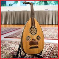 Gambus yang nota bene adalah alat musik petik khas dari timur tengah juga ditemukan di jambi. Alat Musik Riau Lengkap Dengan Gambar Dan Penjelasannya
