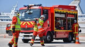 Un incendie aux flamants fait trois morts dans un immeuble en partie squatté. Deux Morts Et Un Blesse Grave Dans Un Incendie A Marseille