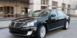 By contrast, hyundai joins the german and japanese luxury brands by sticking with a rwd configuration. Hyundai Equus Review 2011 Hyundai Equus First Drive 150 Car And Driver