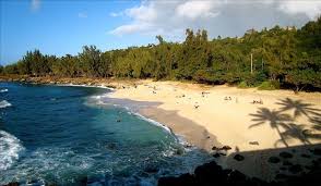 House Vacation Rental In Waimea Bay From Vrbo Com Vacation Rental Travel Vrbo Hawaii Vacation Rentals Waimea Bay Waimea