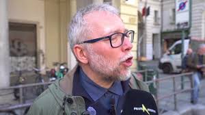 Mario Nanni, Il curioso giornalista