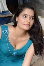 south indian actress hd wallpaper 1366x768 680x1019 wallpaper teahub io south indian actress hd wallpaper