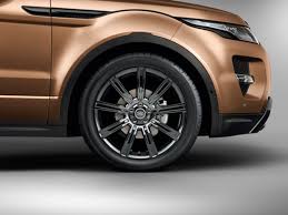 View and download for free this land rover range rover garage wallpaper which comes in best available resolution of 2000x1333 in high quality. Blaulicht Aus Stuttgart 9 Juli Range Rover Aus Garage Gestohlen Stuttgart Stuttgarter Zeitung