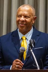 Jean Stothert concedes to John Ewing in Omaha mayor race