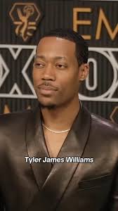 He’s rocking it in #AbbottElementary, but we’re loving this throwback of  Tyler James Williams in his ‘Everybody Hates Chris’ days! 🥹