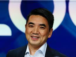 8 tỷ phú kiếm thêm hàng tỷ USD giữa đại dịch