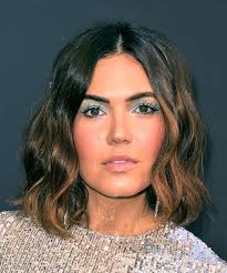1 21 hottest short haircuts for women over 60 in 2021. Celebrity Hairstyles For Women And Men In 2021
