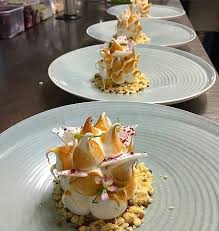 Phils Kitchen Nz Beautiful Lemon Meringue Photo From Todays Lunch Service Culinarytalents Fine Dining Desserts Lemon Meringue Paleo Lemon Meringue Pie