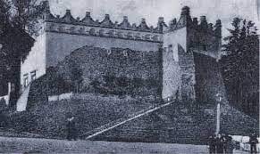 Nowy sącz to duże miasto w województwie małopolskim i z jego odnalezieniem nie powinno być problemów. Datei Zamek Nowy Sacz 03 Jpg Wikipedia