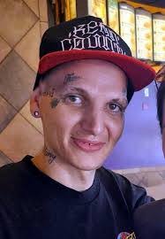 Wade Boles's Instagram, Twitter & Facebook