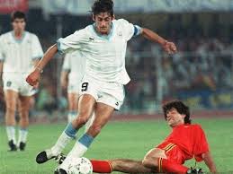 Enzo Francescoli Who Played In Two Fifa World Cups 1986 1990 With Uruguay Sports Hero Football Fifa World Cups