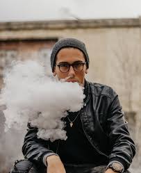 Damit dürfen jugendliche erst ab 18 jahren tatsächlich shisha rauchen, den tabak kaufen und legal konsumieren. á… Shisha Rauchen Alles Erklart Vom Anfanger Bis Zum Profi