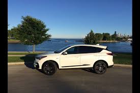Sport mode is easier in my tsx because i can feel/hear when i'm getting close to red. 2019 Acura Rdx Compact Crossover Details Make The Difference Chicago Tribune