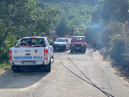Incendio divampa sulla costa pescarese, in abruzzo e' emergenza incendi. Atj2bnhmpgg5mm