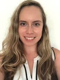 Leslie Rooney's Instagram, Twitter & Facebook