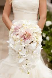 See wedding flowers stock video clips. 12 Stunning Wedding Bouquets Part 19 Belle The Magazine