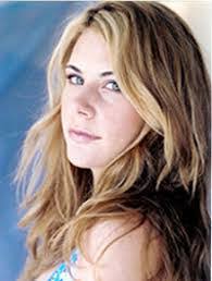 Mandi Perkins's Instagram, Twitter & Facebook