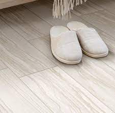 Houston tile works is your local tile installation contractor. Fall In Love With A Porcelain Tile Bedroom Floor