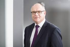 A leader in germany and europe, the bank. Deutsche Bank Taps Career Insider Kuhnke For Key Operations Role Bloomberg