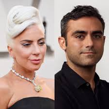 Check spelling or type a new query. Hugo Gloss Lady Gaga Tem Um Novo Namorado O Empresario Facebook