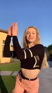 1-10 how well did I throw it back😂 @fashionnova ￼#myfnfit #whattowear  #fashionnova