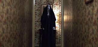 Creation, annabelle comes home, the conjuring movies. The Nun Regisseur Fur Spin Off Von Conjuring 2 Steht Fest