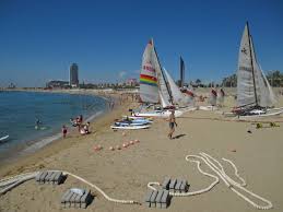 Pour aller jusqu'aux plages de barcelone en voiture, rejoignez l'avenida del litoral et prenez comme repère. 4 Escapades Sur Les Plages De Barcelone Petits Voyageurs Blog De Voyage Et Carnets De Route