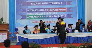 The debate is an argument to fight for the team activity by conveying strong evidence and arguments relevant that the team wins. Stikom Ambon Wisudakan 95 Mahasiswanya Dhara Pos