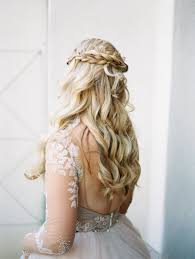 Want to update your style with some easy braids for long hair? Pretty Wedding Hairstyles For Brides With Long Hair Martha Stewart