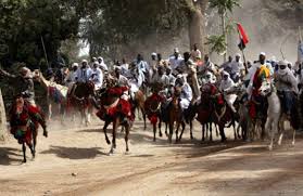 روعة الشعر السوداني أغاني الحماسة والسيرة توثيق د أحمد القرشي اغانى الحماسة في السودان والتي يطلق عليها اغانى السيرة أو الدلوكه ضرب من ضروب الشعر الغنائي الشعبي القديم