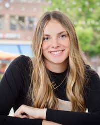 It's sunday … and i'm a senior