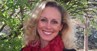 Julie Schley's Instagram, Twitter & Facebook